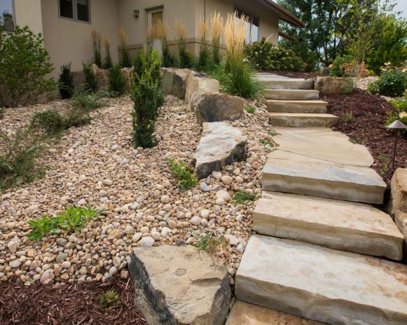 46 Modern & Small Corner Rock Garden Ideas: How to Create a Beautiful and Functional Space Rock Garden Landscaped with Boulders
