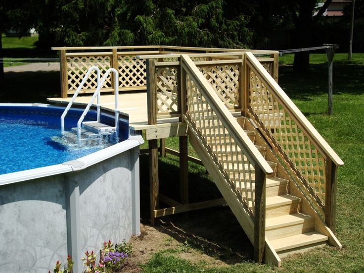Wood lattice pool