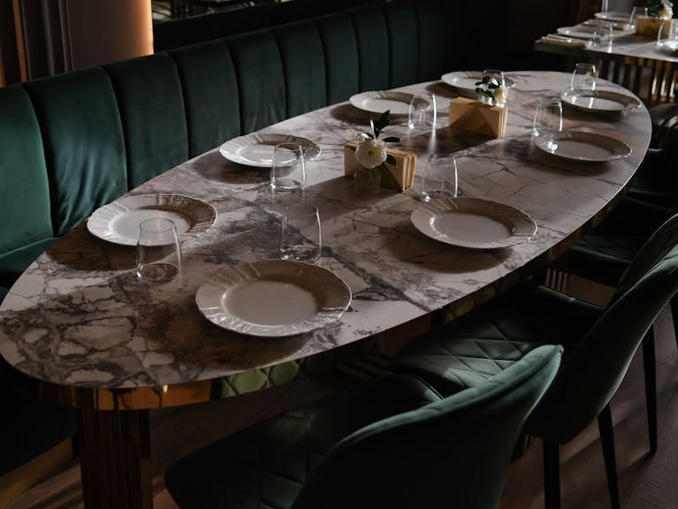 Marble Table and Dining Chairs: Complete Buying, Styling, and Care Guide Marble Table and Dining Chairs: Complete Buying, Styling, and Care Guide