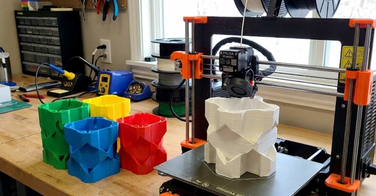 The Hydroponic Tower Bible: Build, Buy, and Grow Your Way to Food Freedom